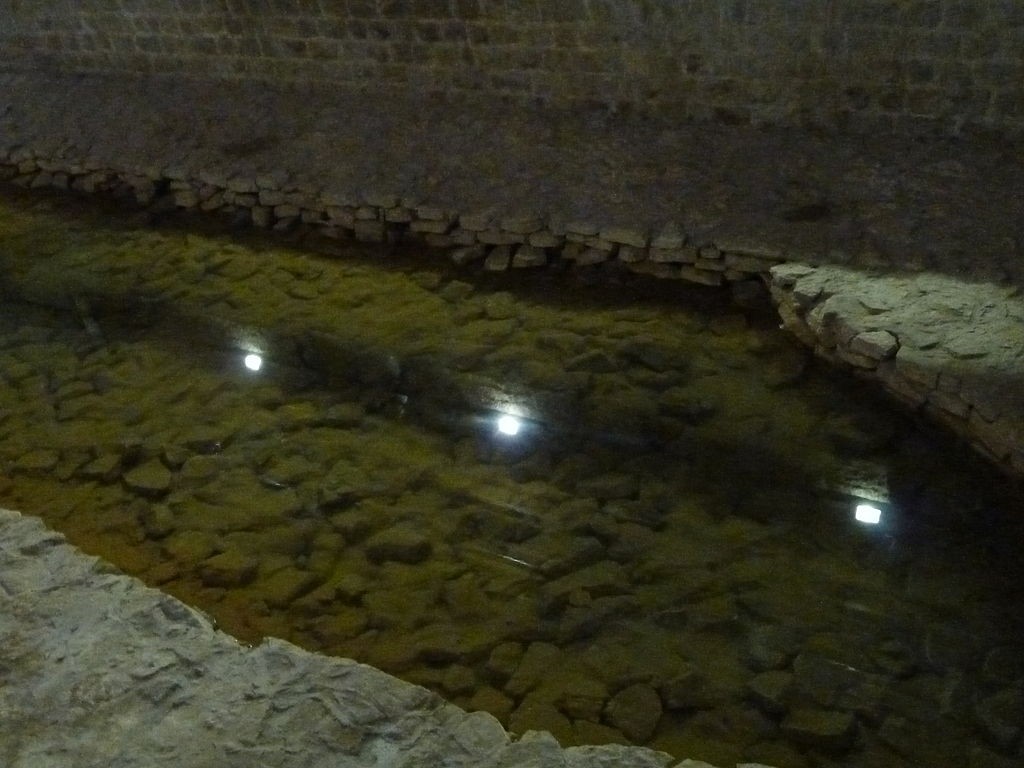 נס המתקת המים, אלישע הנביא מרפא את מוצא המים ביריחו